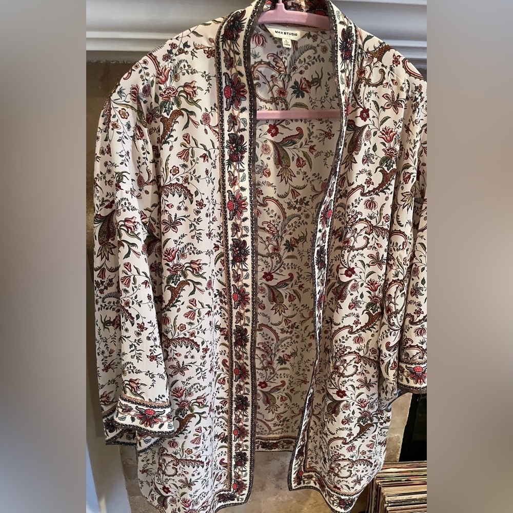 NWOT Max Studio Cream Sage Green Burgundy Paisley Floral Kimono Cardigan L - Picture 2 of 9
